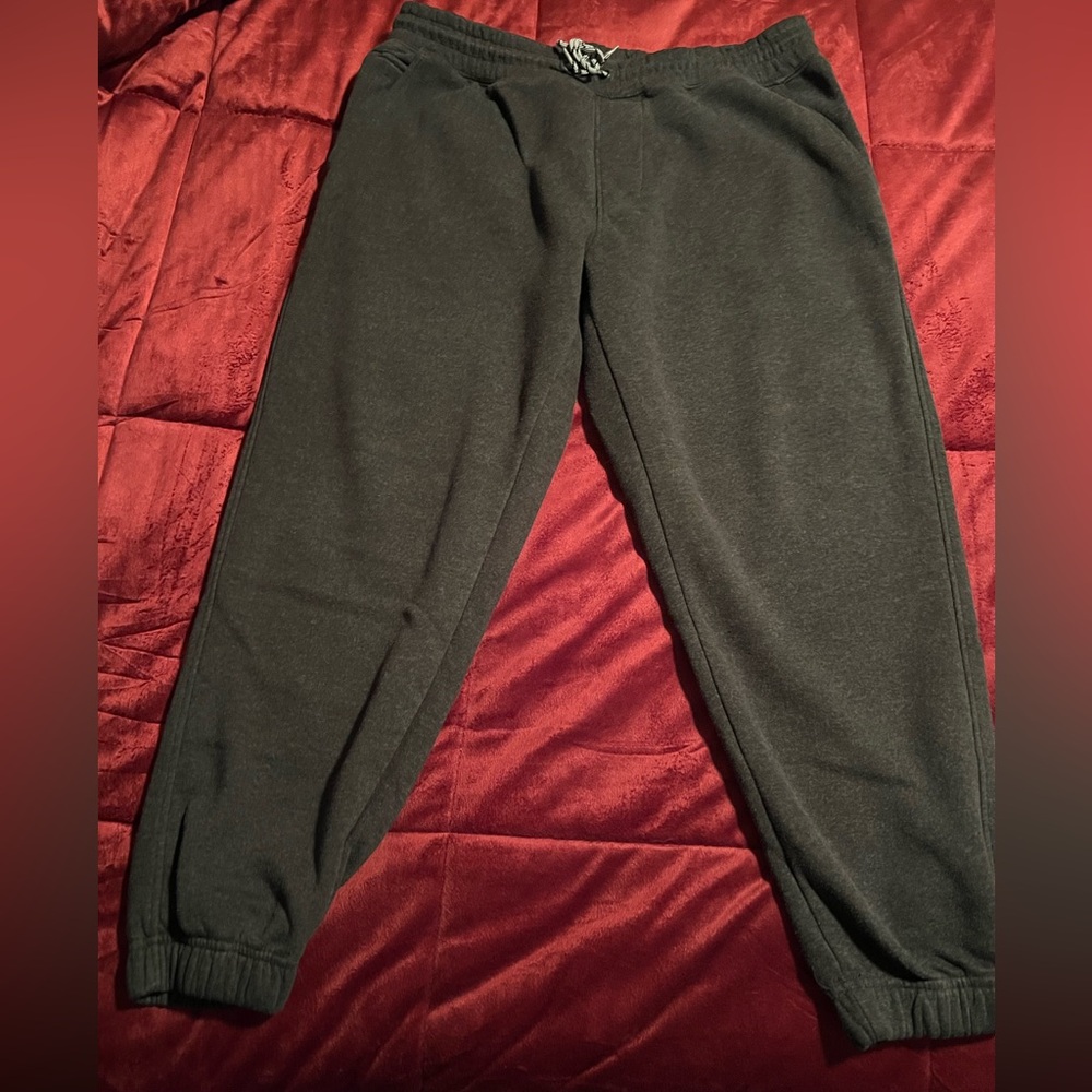 Jogger sweatpants.  Thick and warm and cozy.  Size XL
